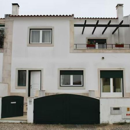 Готель Casa Dos Limoes Калдаш-да-Раїня Екстер'єр фото